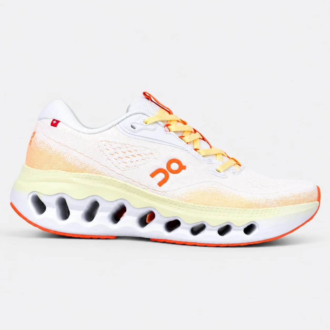 کتونی آن رانینگ کلودسرفر سفید نارنجی On Running Cloudsurfer 3 White Orange