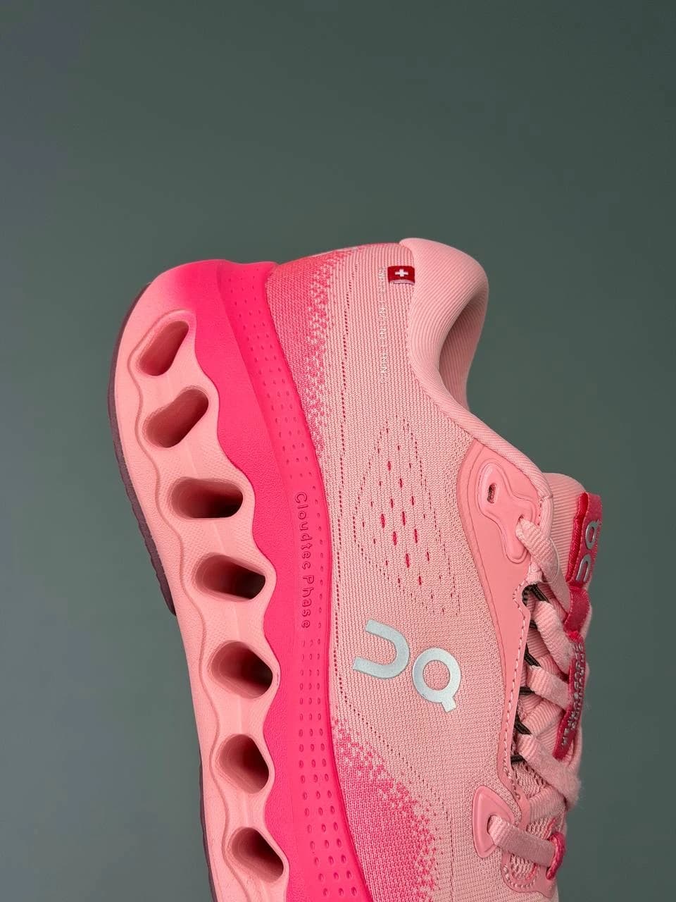 کتونی آن رانینگ کلودسرفر صورتی On Running Cloudsurfer 3 Pink — تصویر ۶