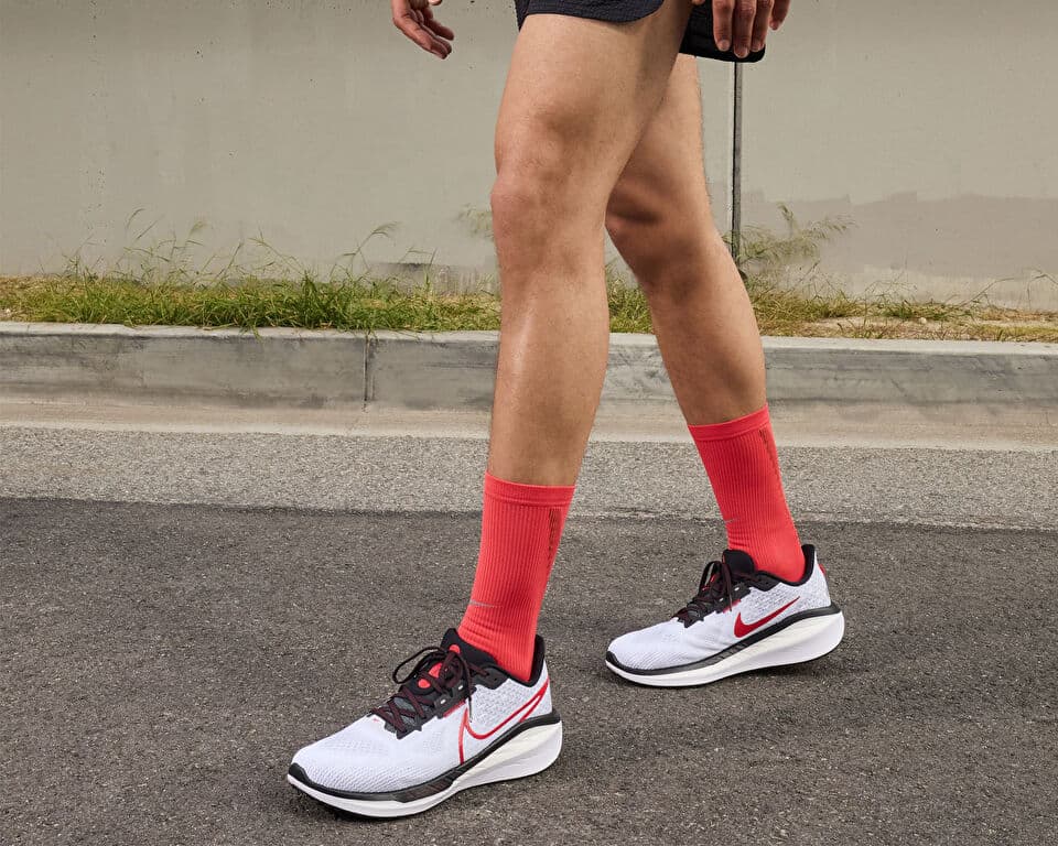 Nike Vomero 17 Shoes — تصویر ۲