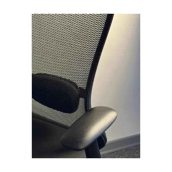 صندلی کنفرانسی آرتمن مدل JBC کد 315 — تصویر ۷