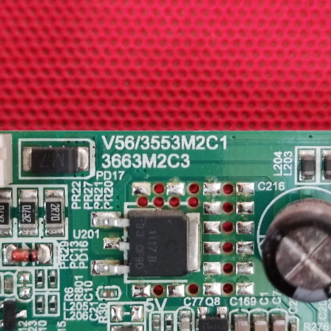برد مین اصلی تلویزیون صنام SLE-32M10 — تصویر ۲