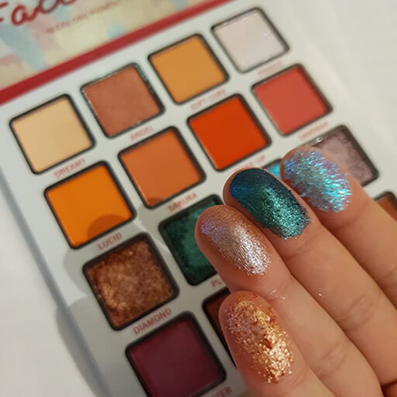 پالت سایه 16 رنگ فیبل FEBBLE FACE PAINT 16 COLOUR PIGMENT PALETTE — تصویر ۲