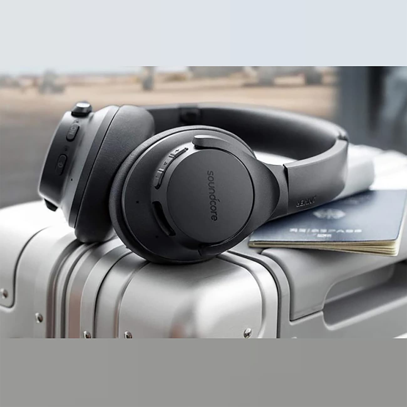 هدفون بلوتوثی ساندکور انکر Anker مدل Life Q20 تاشو — تصویر ۲
