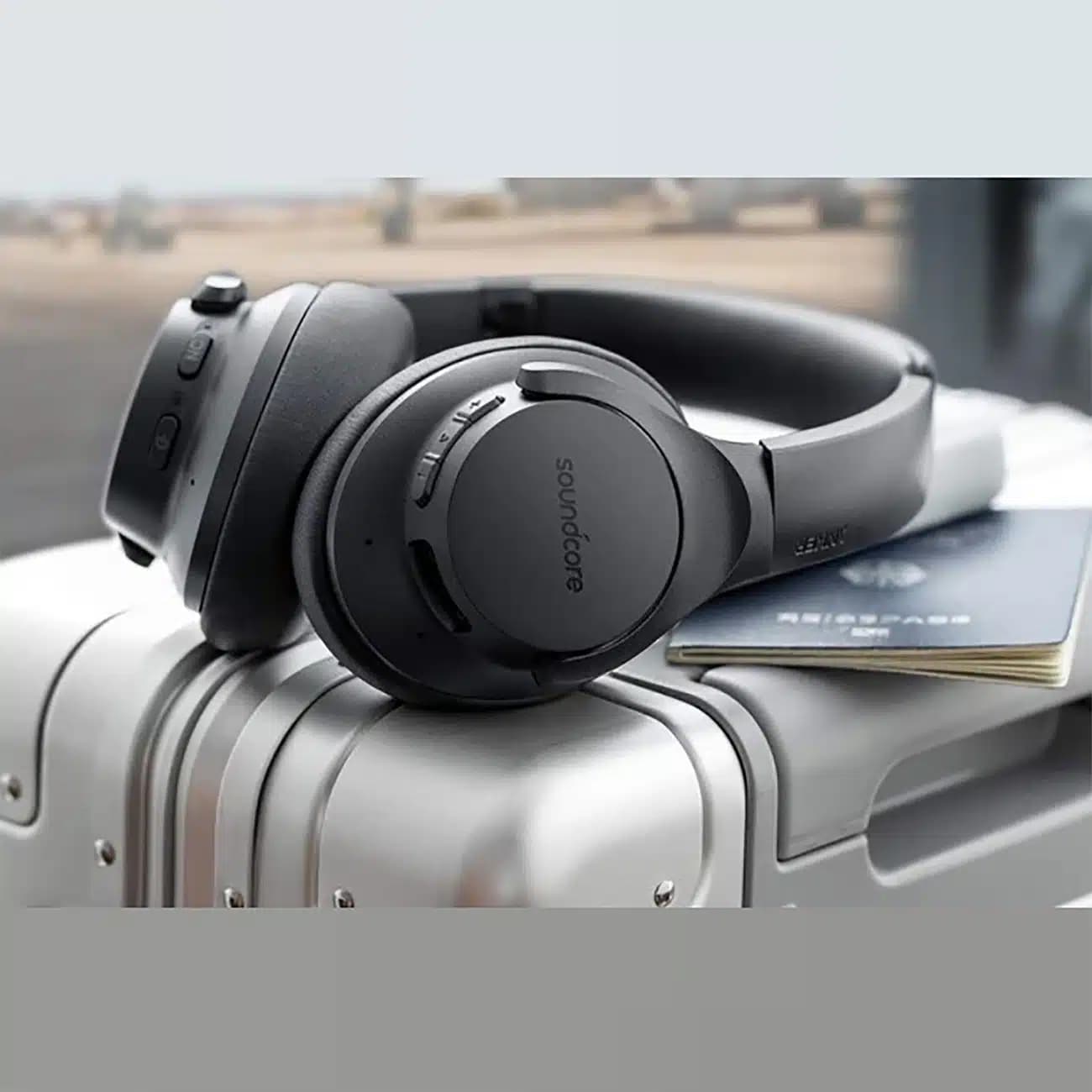 هدفون بلوتوثی ساندکور انکر Anker مدل Life Q20 تاشو — تصویر ۸