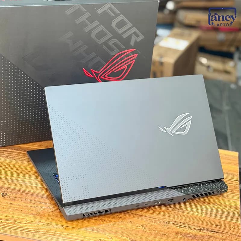 لپ تاپ استوک 17.3 اینچی ایسوس ROG Strix G713RM Ryzen 9 6900HX 16GB DDR5 1TB SSD RTX 3060 6GB FHD IPS 360Hz — تصویر ۵