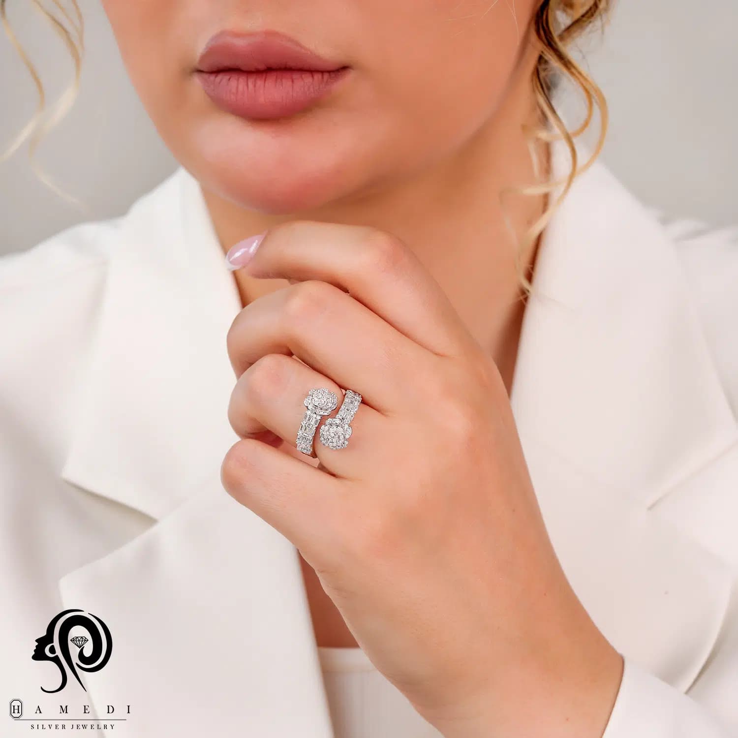 انگشتر نقره زنانه مجلسی جواهری مدل RE E98 — تصویر ۲
