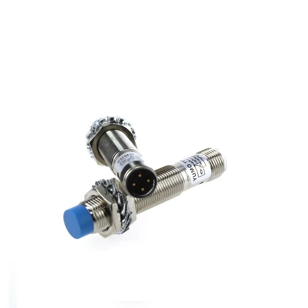 سنسور القایی قطر ۱۲ میلی‌متر فاصله تشخیص ۲ میلی‌متر LM12-3002PCT