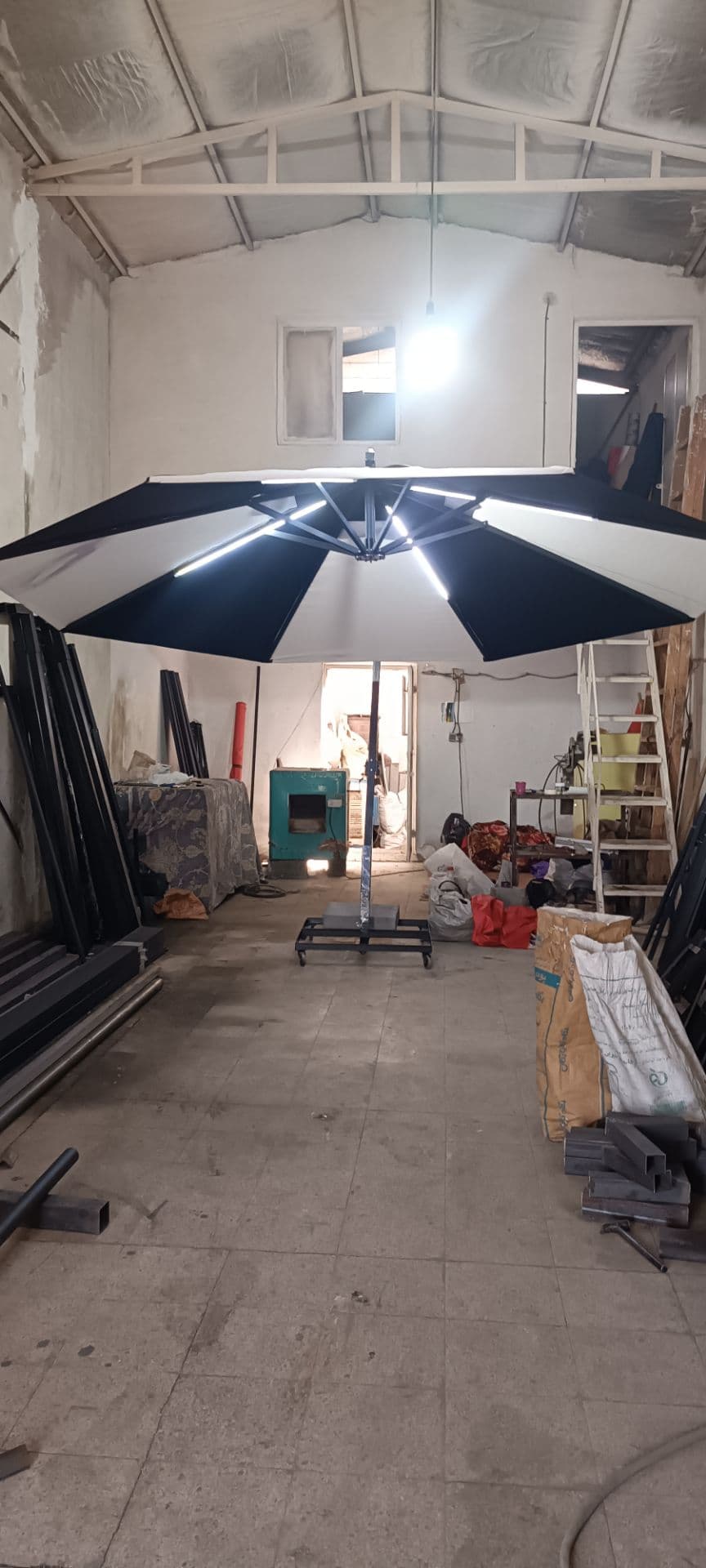 چتر و سایبان فضای باز پایه کنار قطر 3