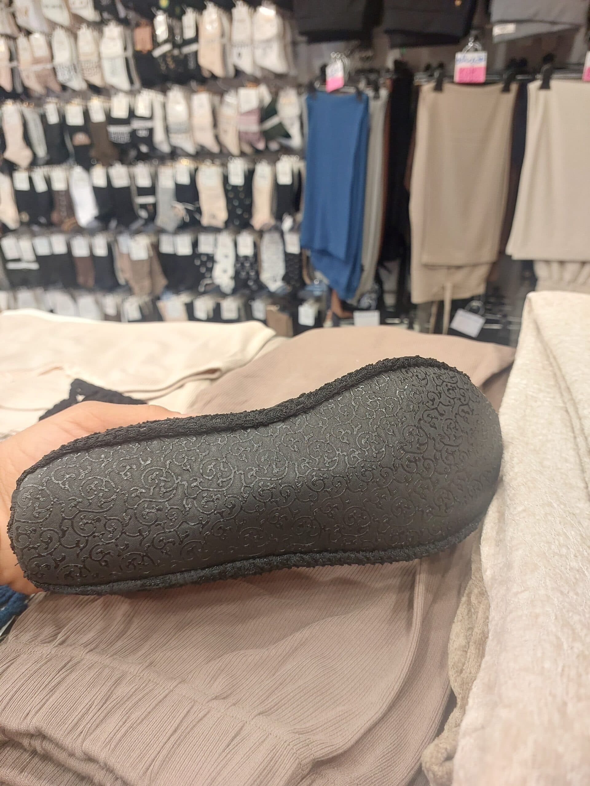 پاپوش روفرشی طرح مخمل ساده — تصویر ۴