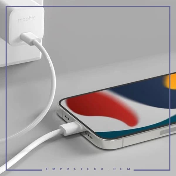 شارژر دیواری ۴۰ وات موفی مدل Mophie Speedport 40 — تصویر ۳