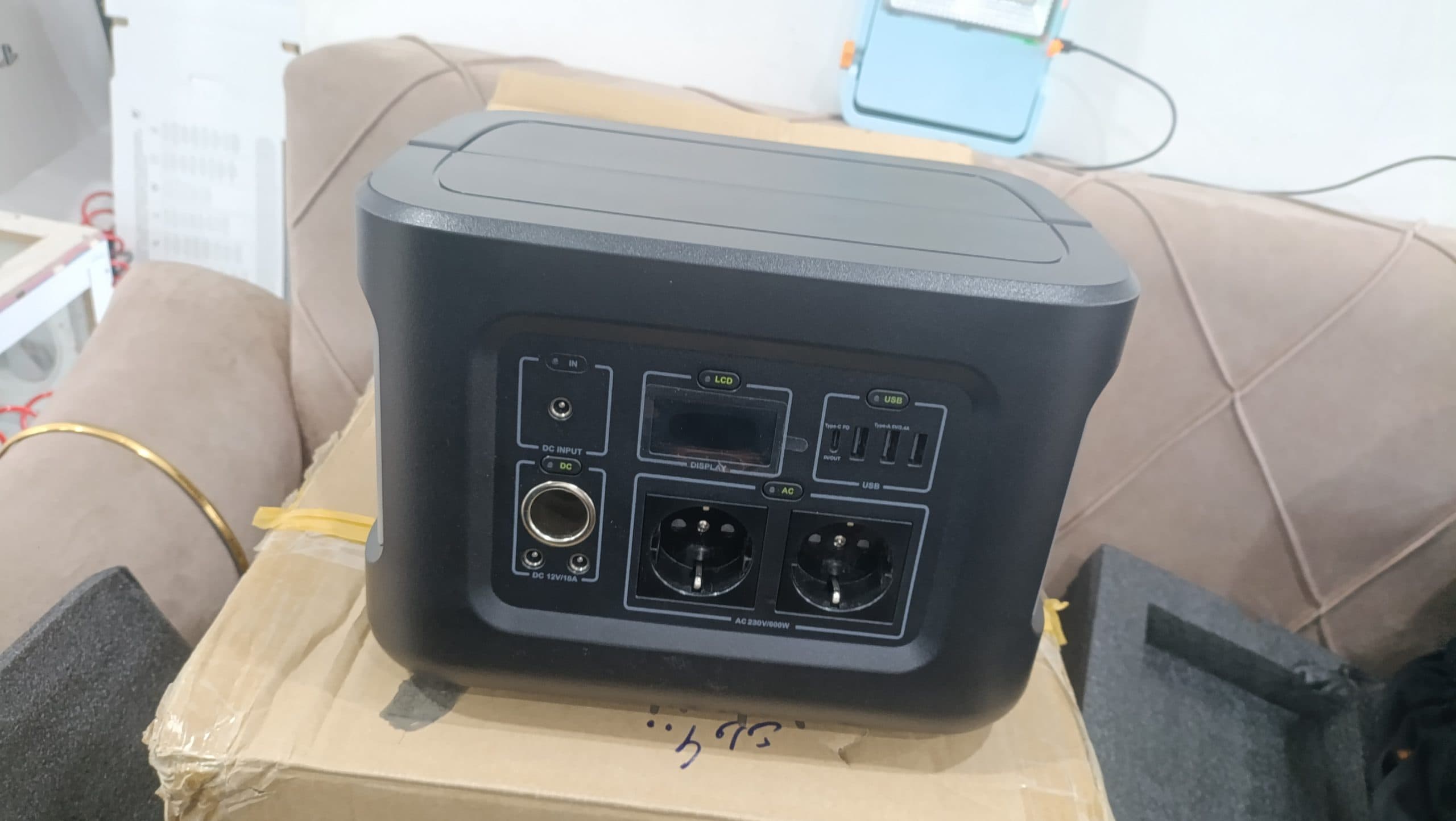 پاور استیشن 600 وات DBK مدل PS-CLO25C54W ظرفیت 622Wh درجه یک