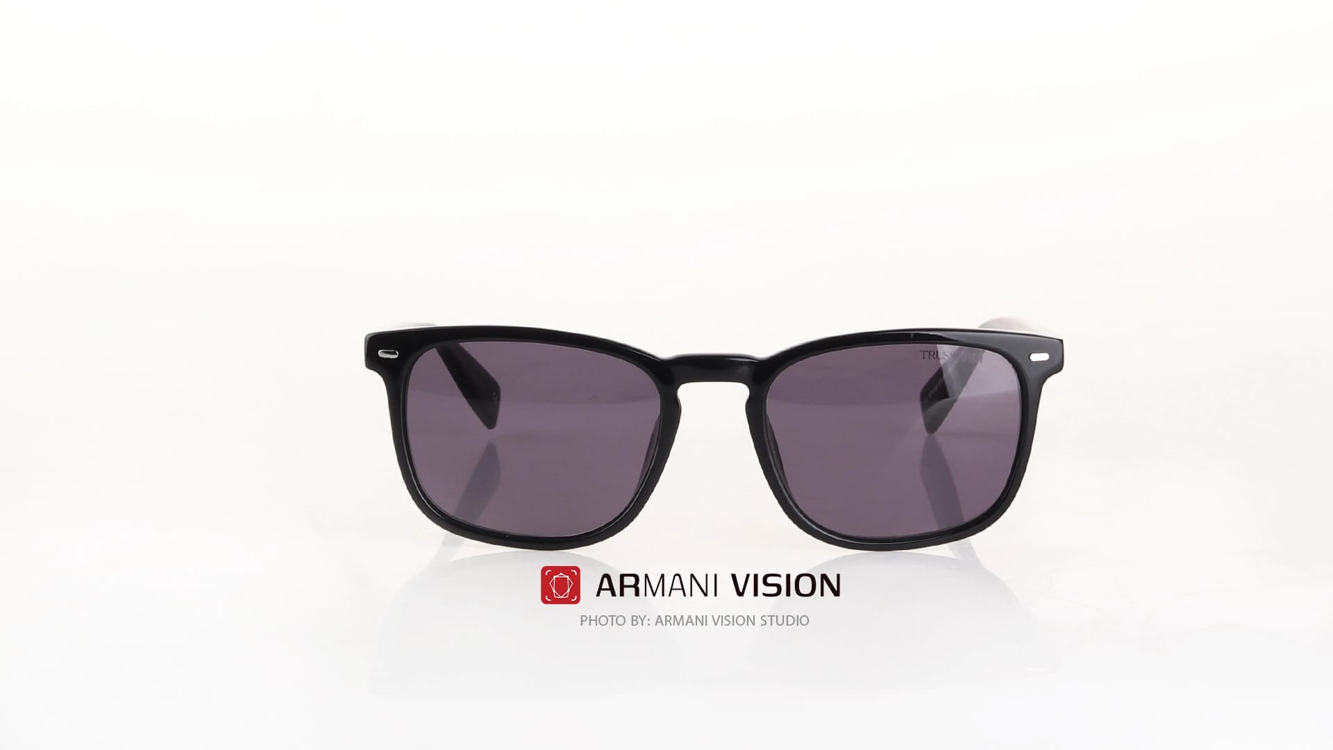عینک تروساردی TRUSSARDI – STR588-700 — تصویر ۳