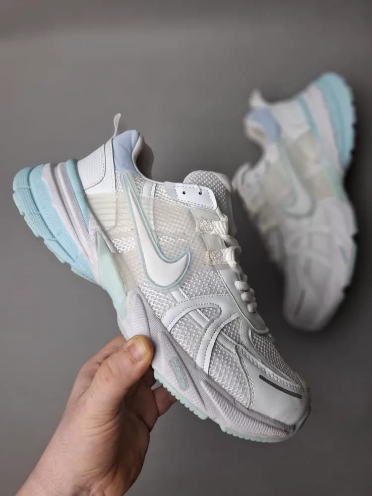 کتونی نایک وی تو کی زیره ایویا نرم و سبک(nike v2k)مردانه وزنانه سفید ابی کد ۱۸۳ — تصویر ۲
