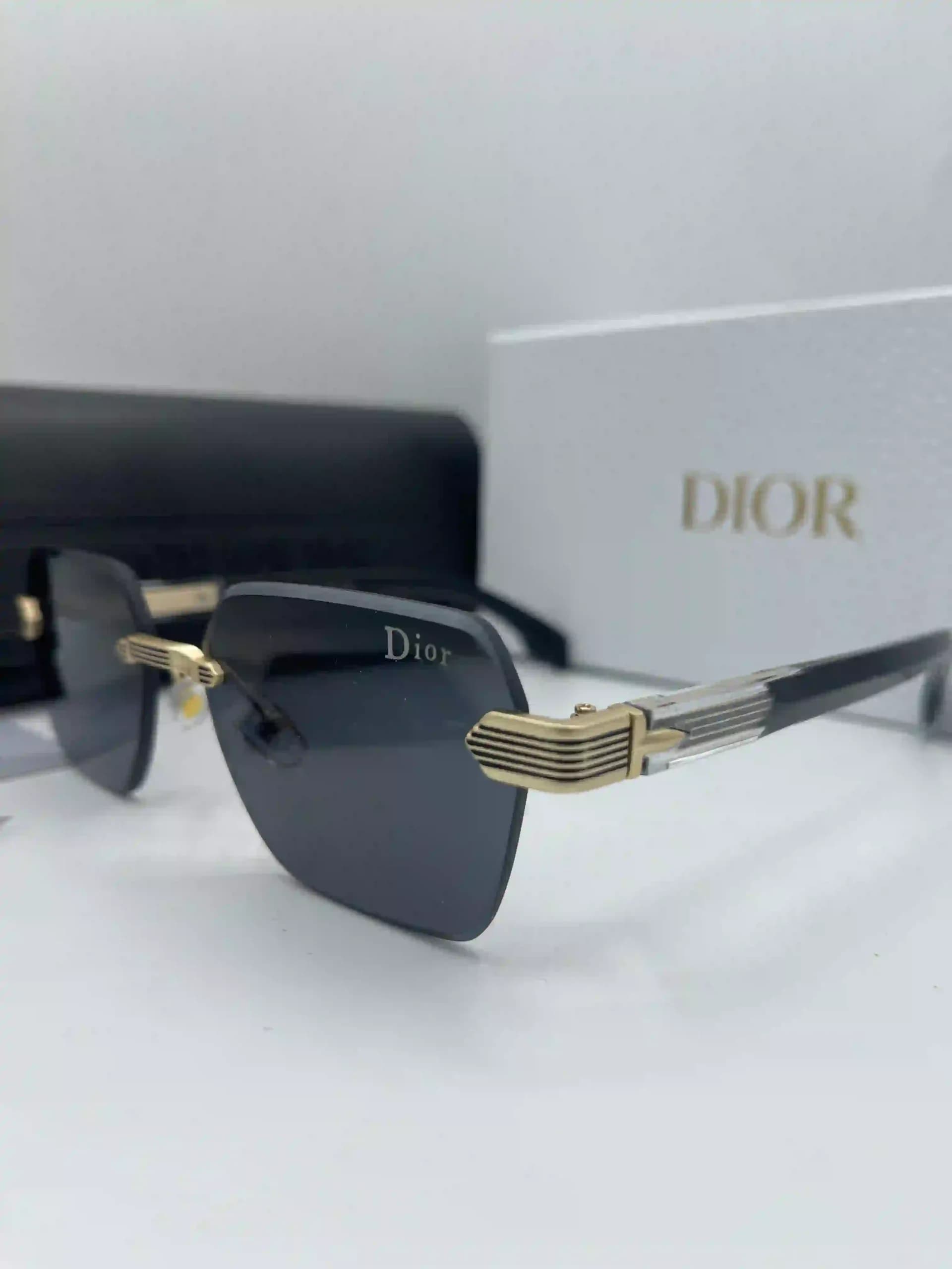 عینک آفتابی زنانه و مردانه دیور (Dior) بدون فریم چندضلعی گرادیانت — تصویر ۳