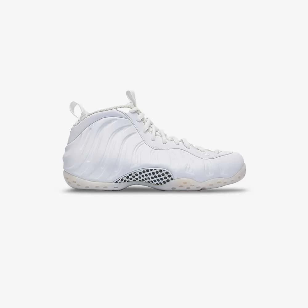 کتونی Nike مدل Air Foamposite One Triple – HJ5195-100