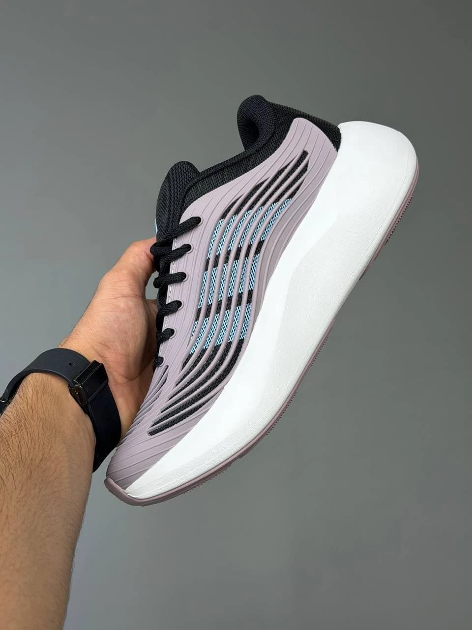 کتونی آدیداس هایپربوست پیورچیل گرادینت صورتی مشکی سفید Adidas Hyperboost Purechill Gradient Pink Black White — تصویر ۴