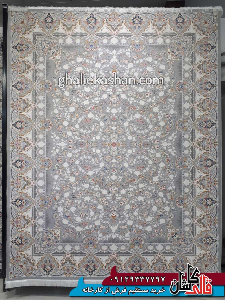 فرش 1500 شانه طرح باغ جان زمینه سیلور کاشان – گل برجسته