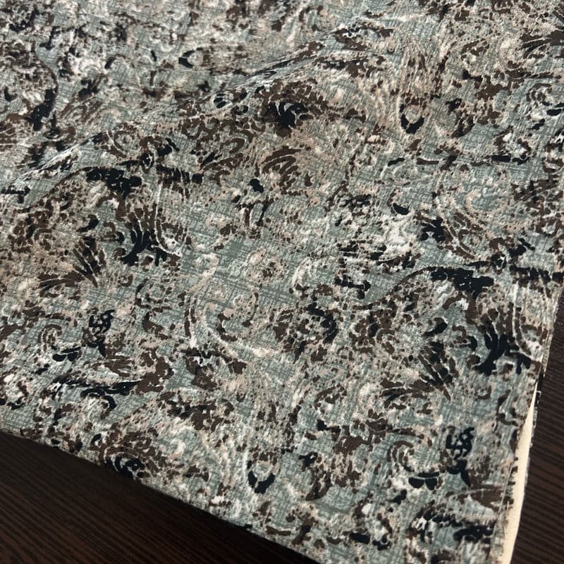 روسری الیاف نخی مدل MND1997 با طول و عرض 100*105 سانتی‌متر — تصویر ۴