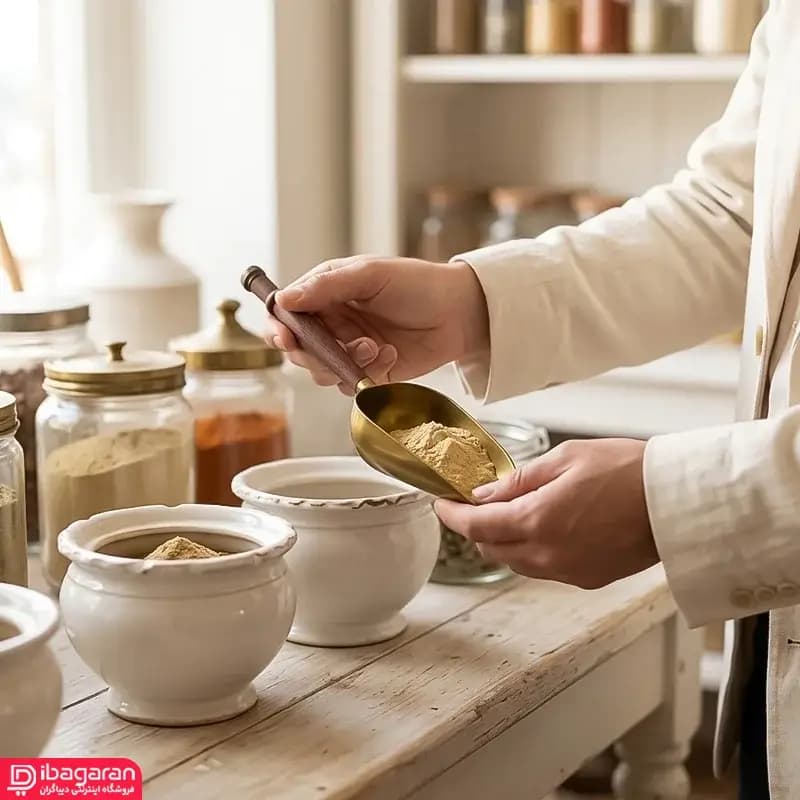 قاشق آجیل خوری برنجی با دسته چوبی مدل آنتیک 207A — تصویر ۶