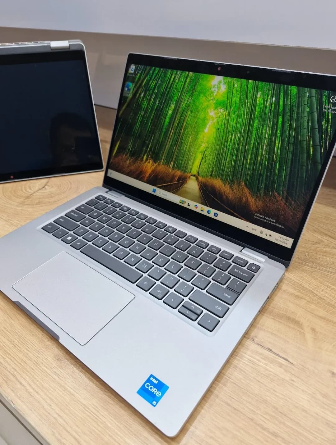لپ تاپ دل مدل Latitude 5320 CPU: i5 1135G7 | RAM :16GB | SSD:256GB | GPU : INTEL IRIS XE | SCREEN: 13.3 INCH TOUCH 360 — تصویر ۸