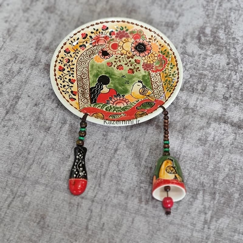 بشقاب دیوارکوب سرامیکی نقاشی گل و مرغ زنگوله دار کوچک — تصویر ۶
