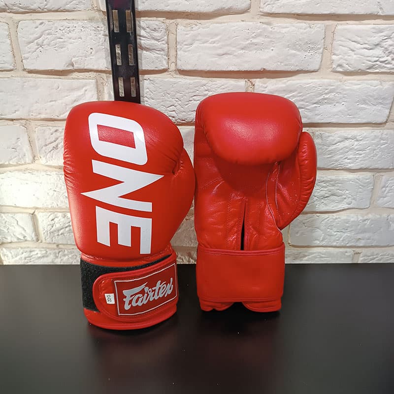 دستکش بوکس Fairtex کد ONE-1 (سایز 12OZ) — تصویر ۶