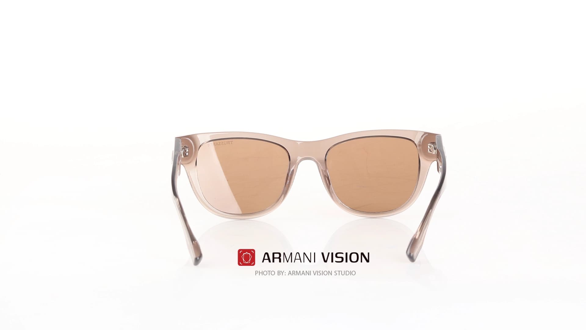 عینک تروساردی TRUSSARDI – TSM9010-T01 — تصویر ۳