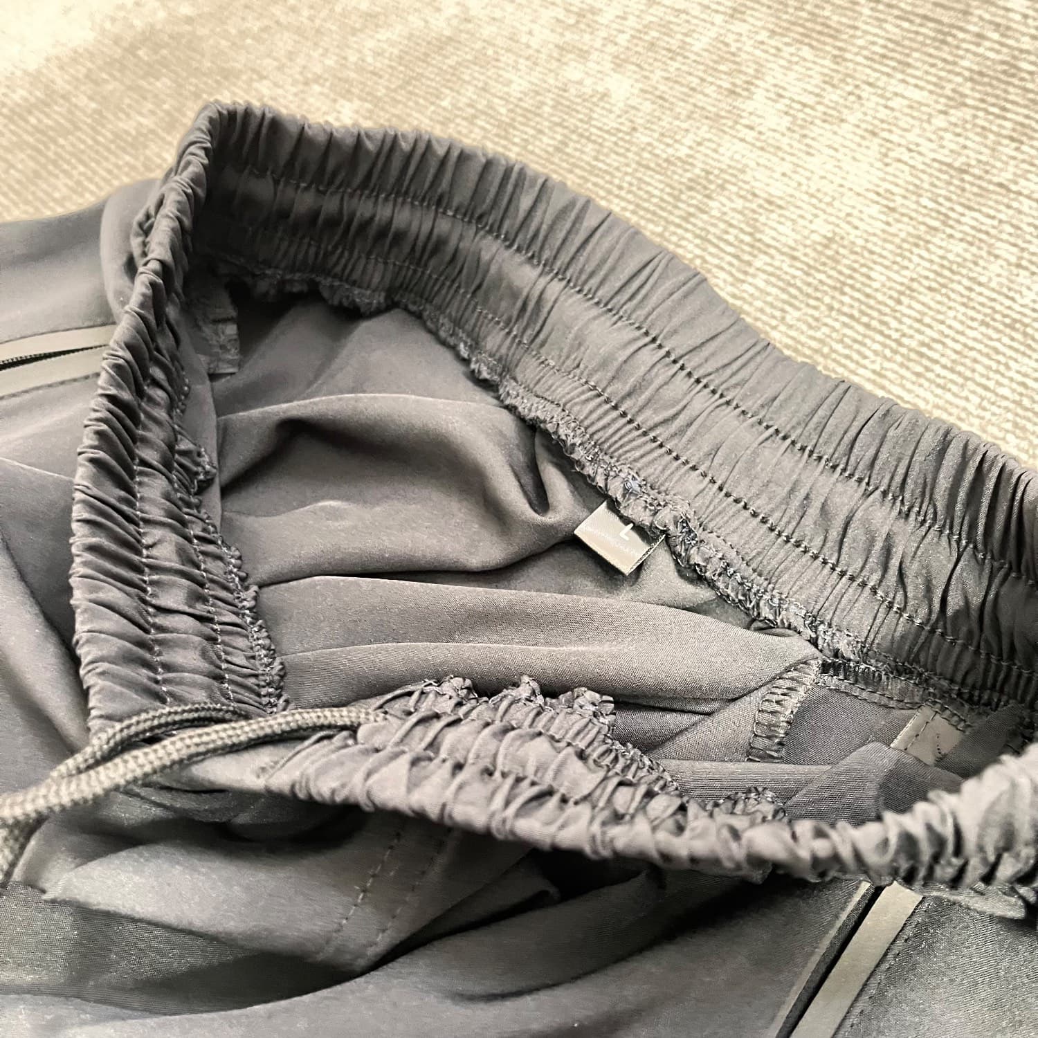شلوار Nike دمپاگتر — تصویر ۲