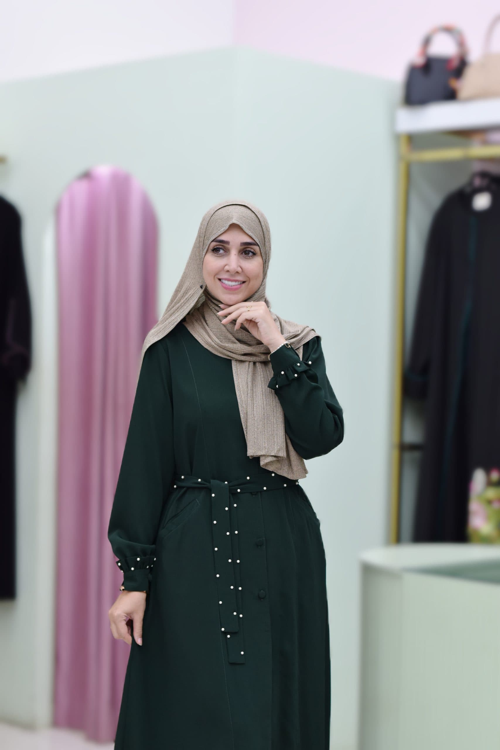عبای مروارید سبزیشمی — تصویر ۶
