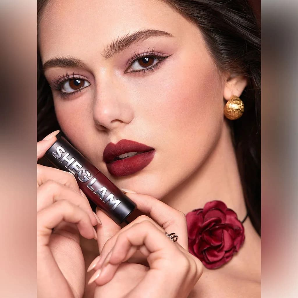 رژ لب خاص جامد مات شیگلم مدل Ember Rose در 4 رنگ جذاب — تصویر ۴