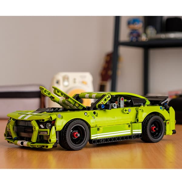 لگو Technic مدل Ford Mustang Shelby GT500 42138 — تصویر ۵