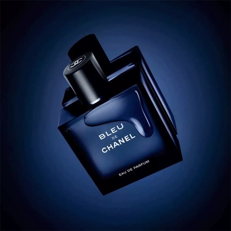 ادوپرفیوم مردانه Chanel Bleu de Chanel — تصویر ۳
