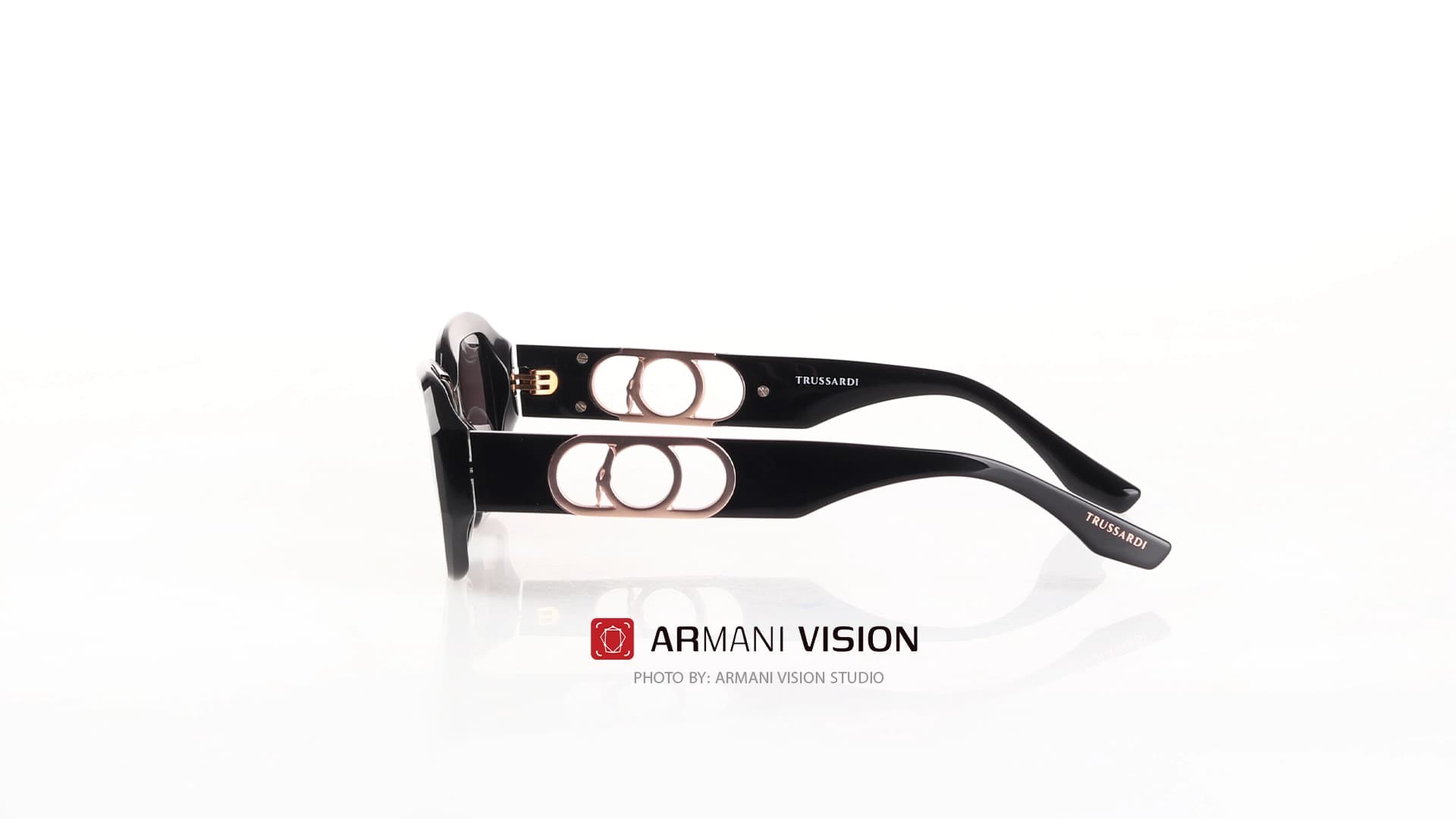 عینک تروساردی TRUSSARDI – TSW9011-A01 — تصویر ۵