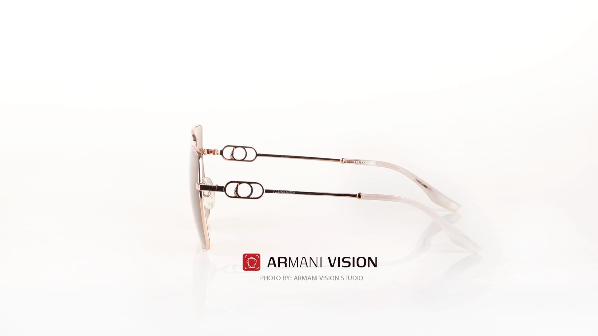 عینک تروساردی TRUSSARDI – TSW3005 – 04A — تصویر ۵
