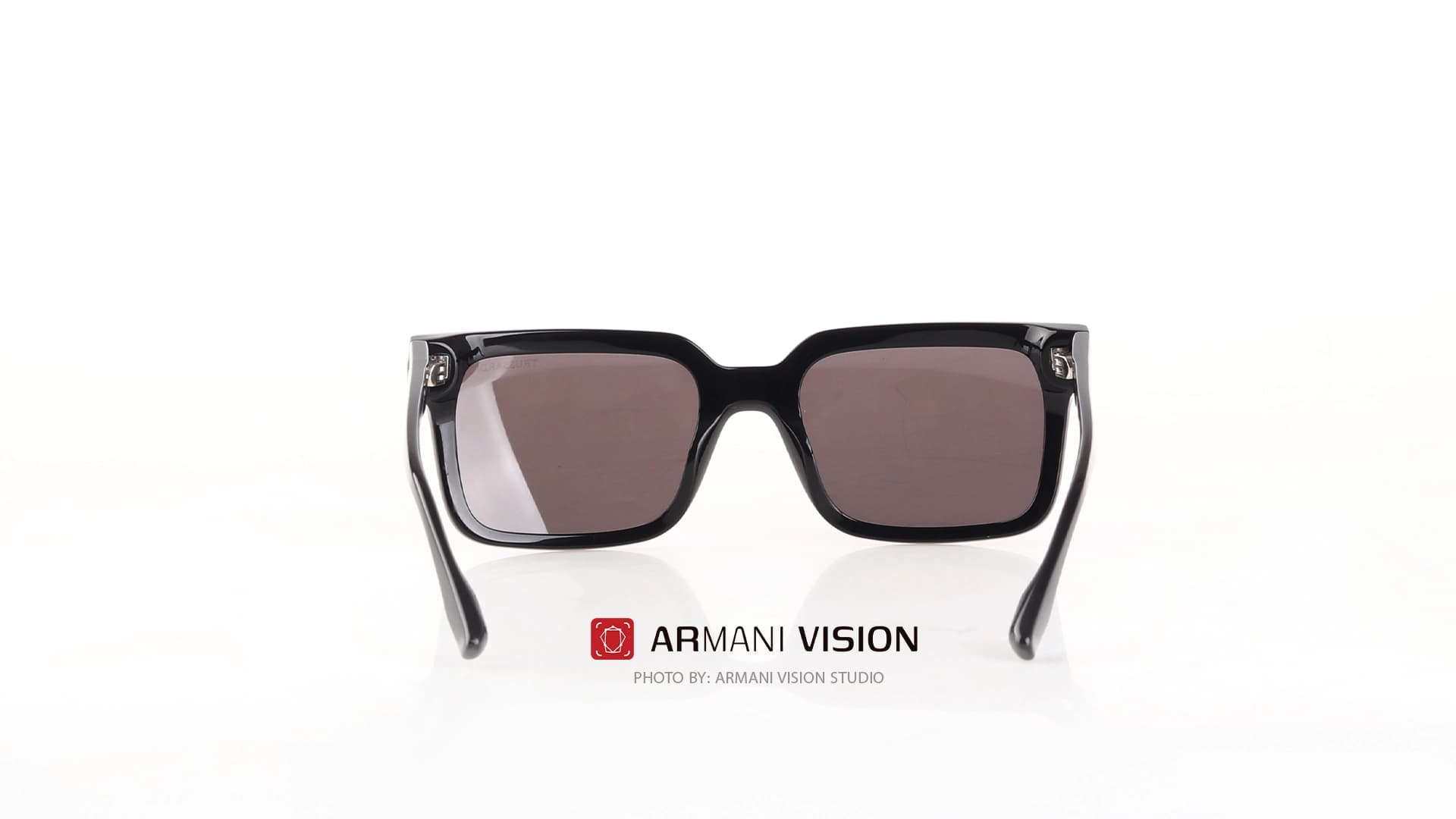 عینک تروساردی TRUSSARDI – TSM9019-A01 — تصویر ۳