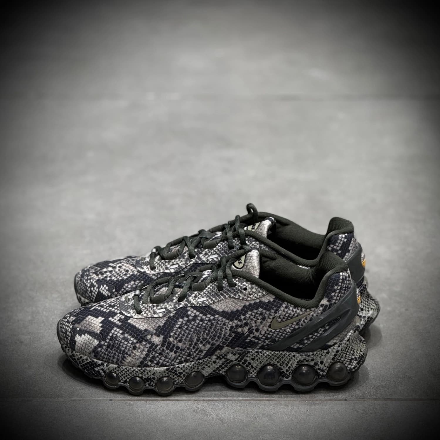 کتونی پیاده روی نایک Nike Air Max dn 8 — تصویر ۶