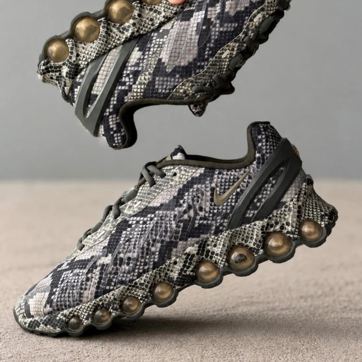 کتونی پیاده روی نایک Nike Air Max dn 8 — تصویر ۱۲