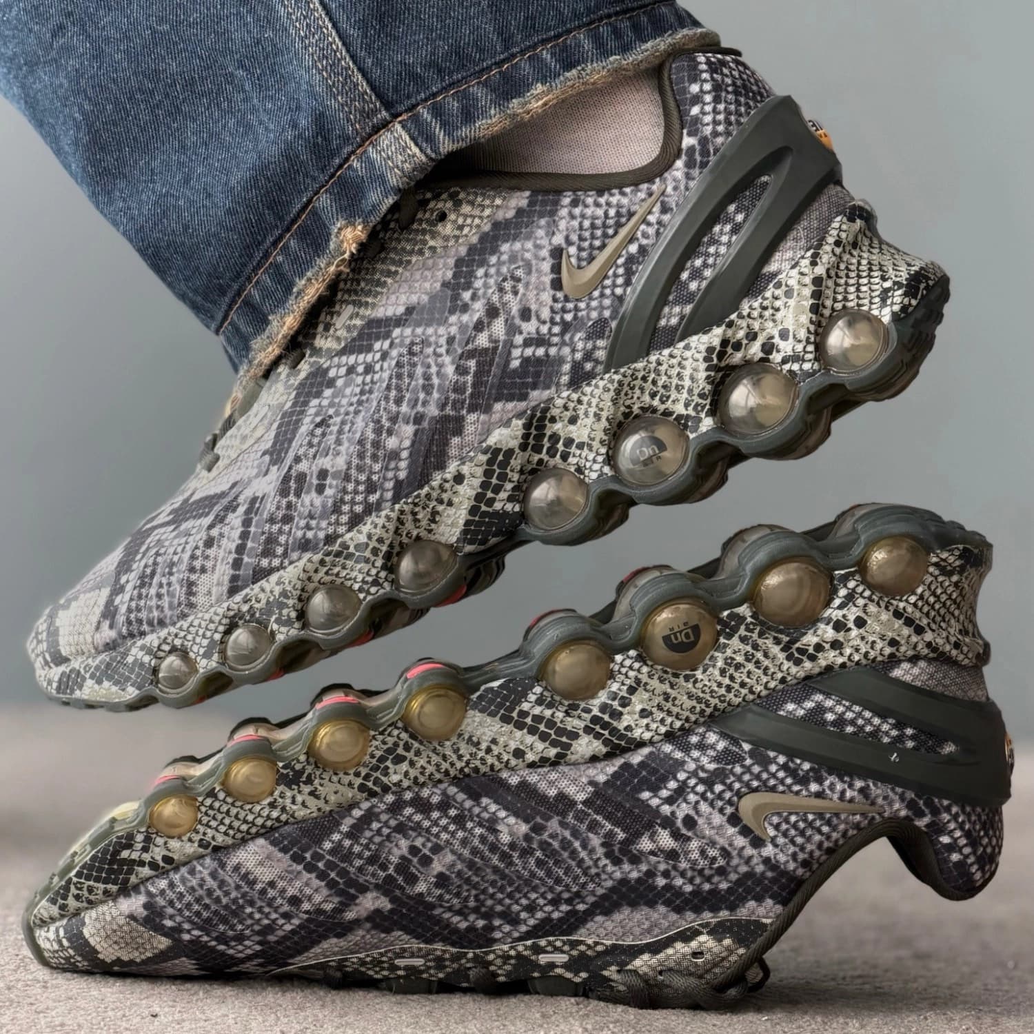 کتونی پیاده روی نایک Nike Air Max dn 8 — تصویر ۱۱