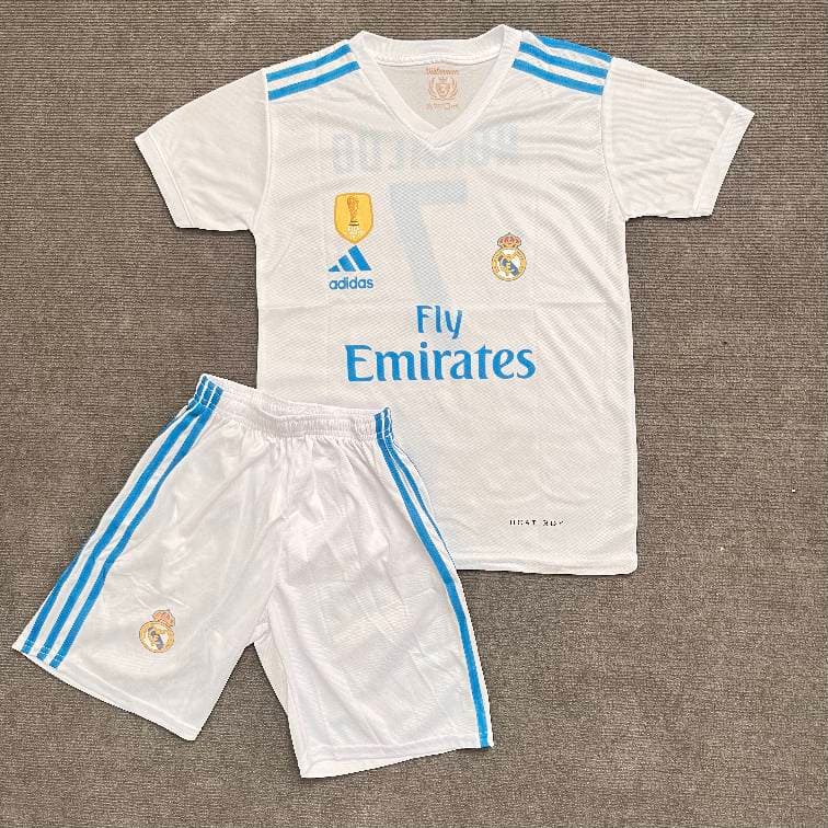 تیشرت شورت باشگاهی Real Madrid طرح 2009 — تصویر ۲