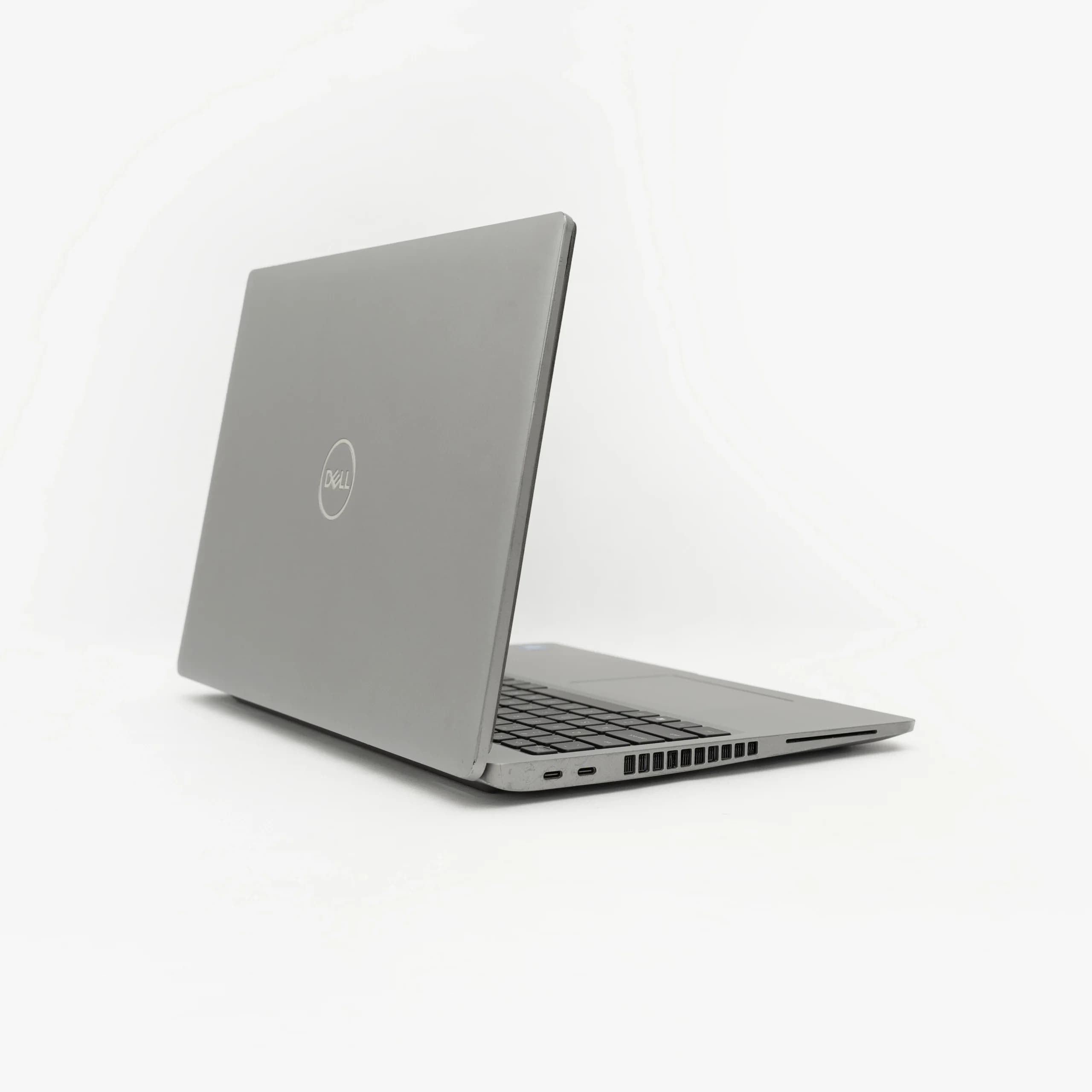 لپ تاپ استوک دل مدل dell stock LATITUDE 3560 — تصویر ۳