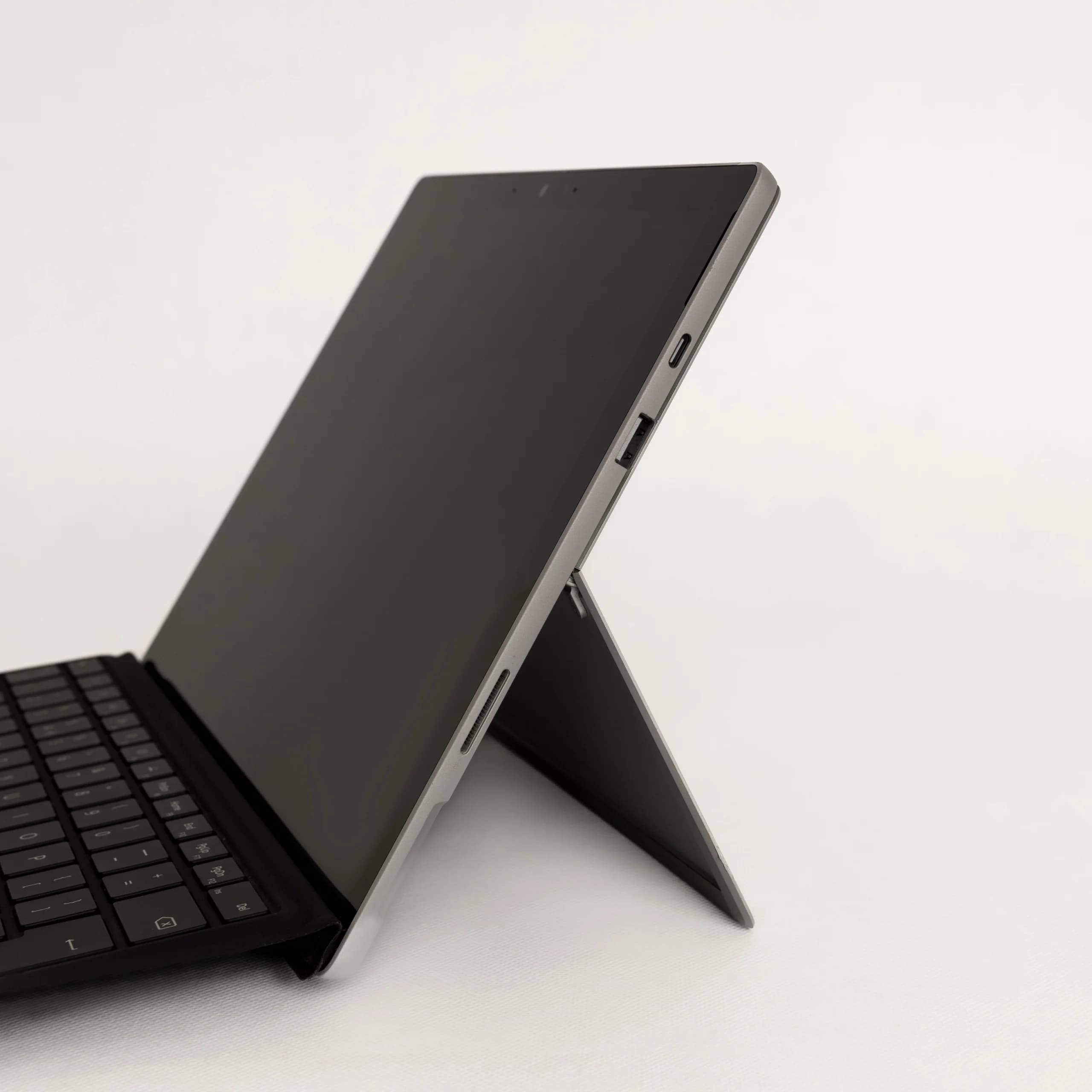 لپ‌ تاپ استوک سورفیس مدل microsoft stock surface stock PRO5 — تصویر ۲