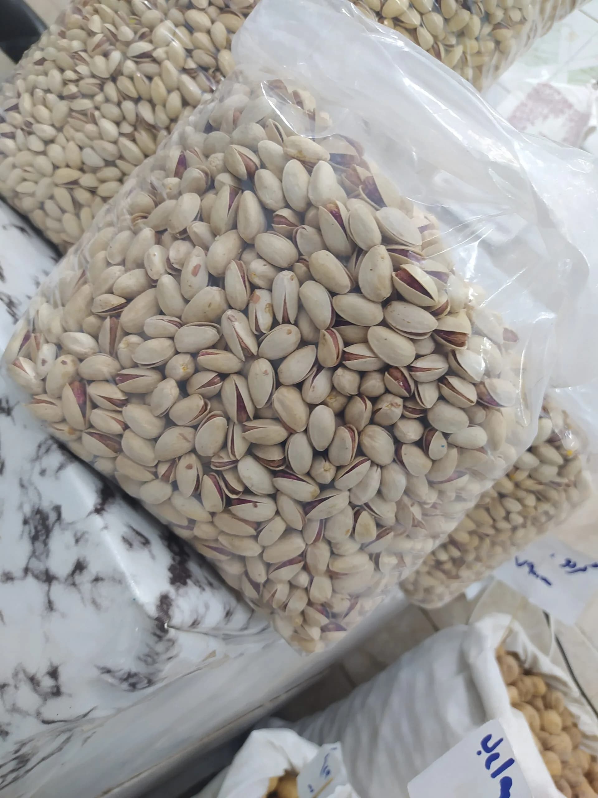 پسته احمدآقایی (درجه دو) — تصویر ۳