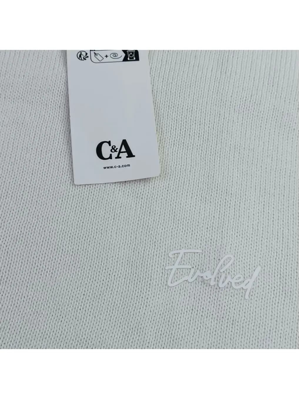 پلیور بافت یقه گرد شیری یونیسکس C&A — تصویر ۳