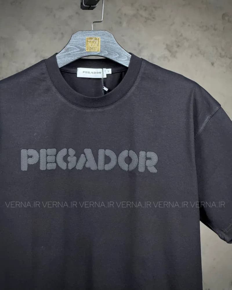 تیشرت مردانه چاپ برجسته PEGADOR — تصویر ۴
