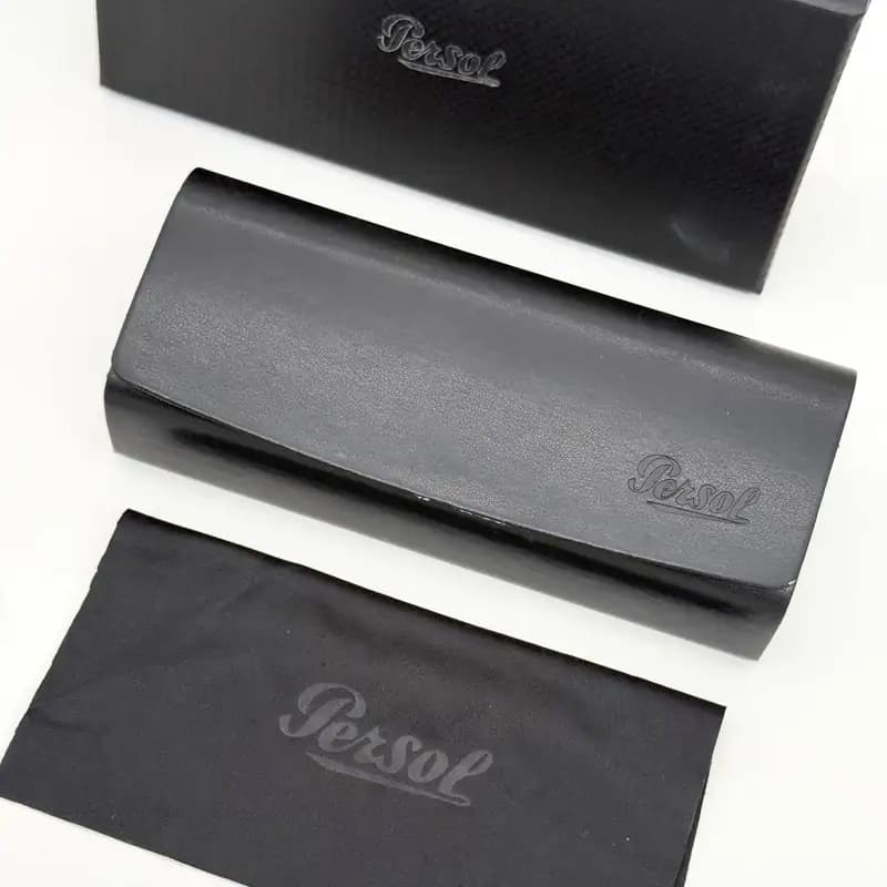 پک و قاب هارد عینک اورجینال پرسول Persol ایتالیا چرم مشکی با هاردباکس — تصویر ۳