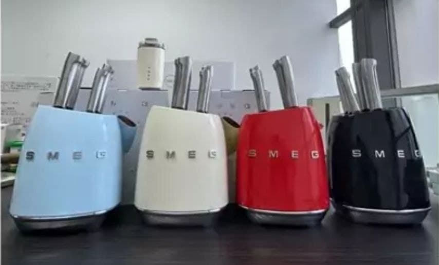 سرویس کارد برند SMEG — تصویر ۴