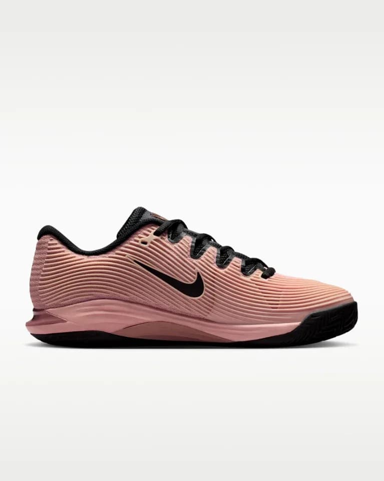 کفش تنیس زنانه نایک – Vapor 12 PRM – Clay – گلبهی/مشکی — تصویر ۳