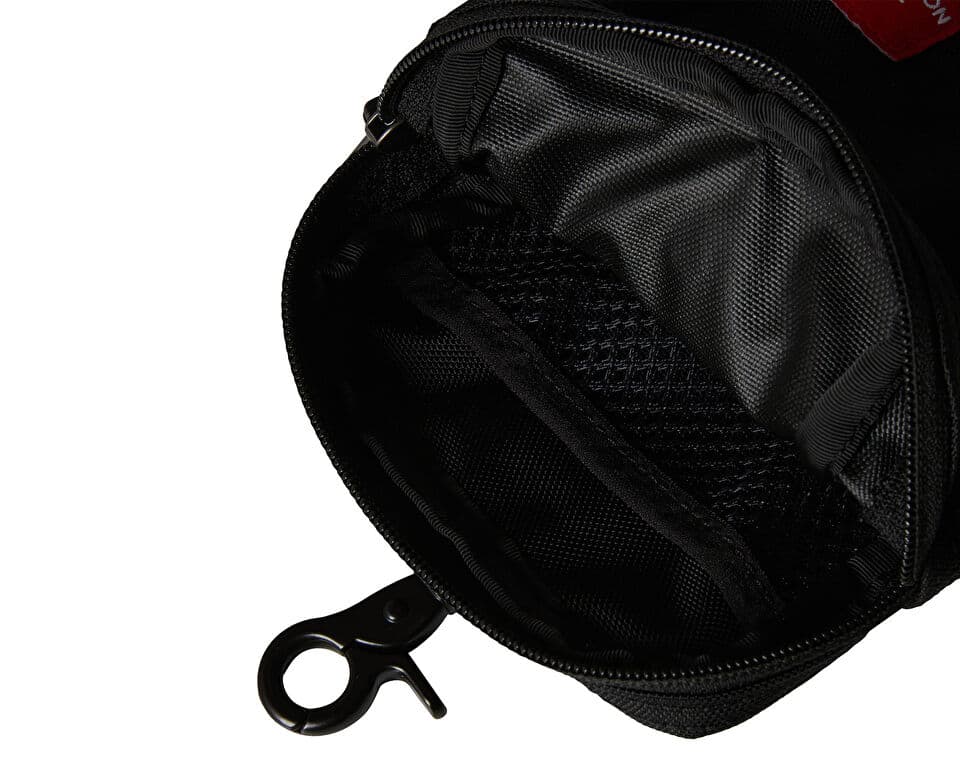 The North Face TNF RED BOX SMALL CARRY BAG Shoulder Bag — تصویر ۳