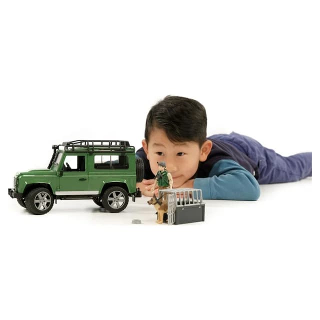 ماشین بازی برودر مدل Land Rover Defender Station Wagon — تصویر ۳