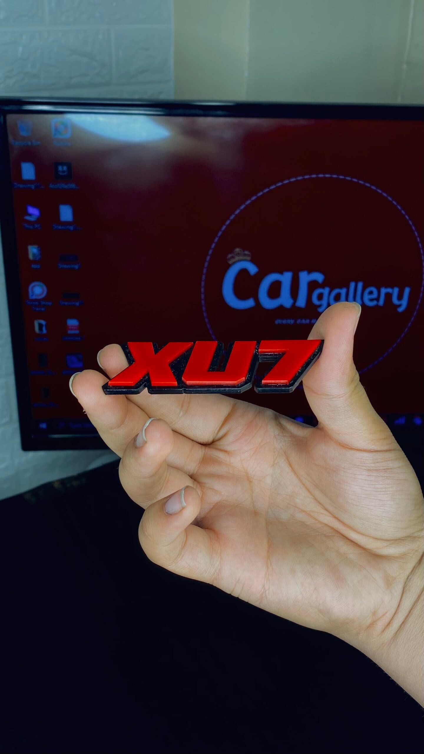 آرم بدنه طرح ایکس یو سون «XU7» — تصویر ۲